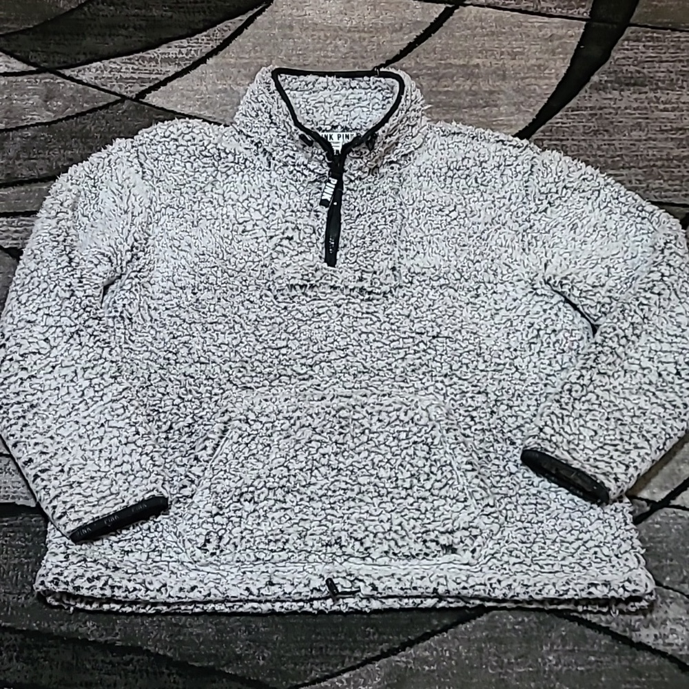 VS PINK 2018 CAMPUS QUARTER-ZIP SHERPA PRICE FIRM